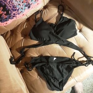 Bundle of three extremely cute bikinis
